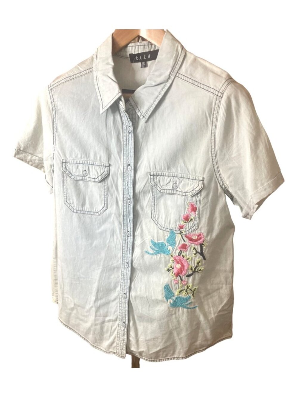 B.L.E.U. Medium Embroidered Short Sleeve Button-Up Denim Shirt Boho Cottagecore
